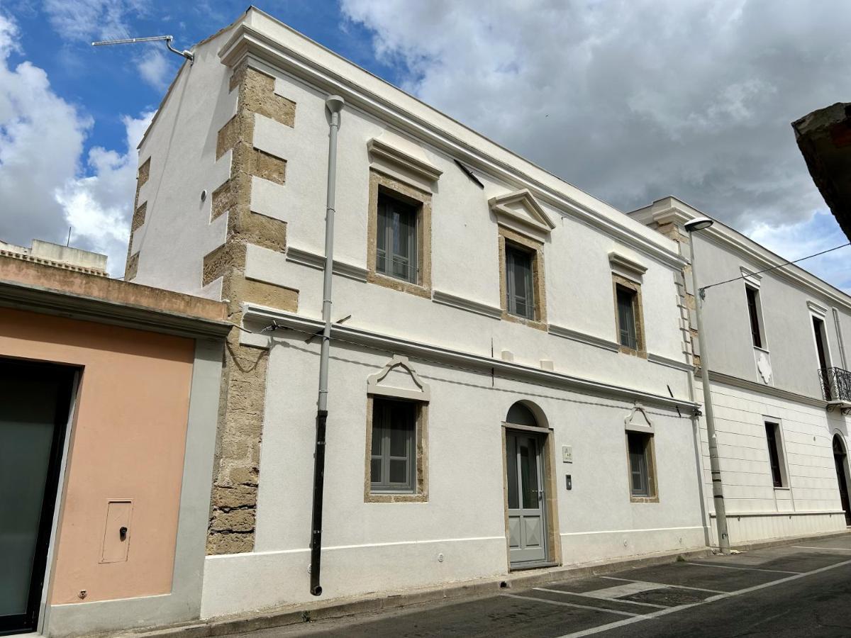 Càbras Palazzo Ma.Ri.Lu.酒店 外观 照片